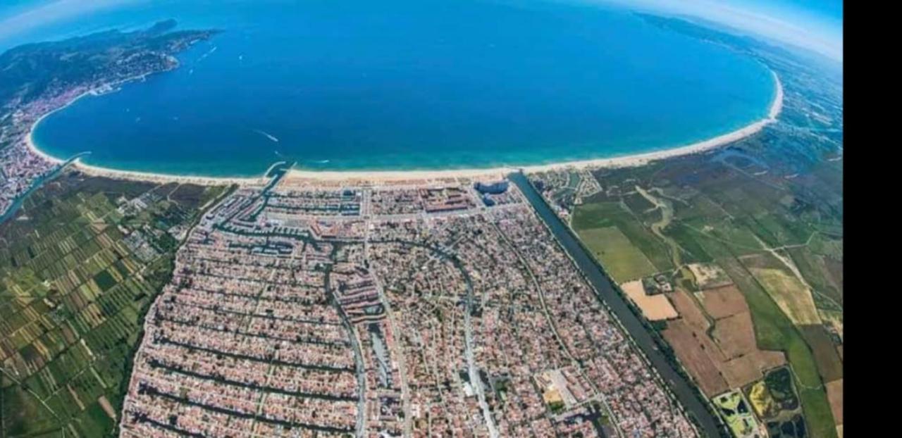 Bahia 1-2-21 1 Ere Ligne Mer A Empuriabrava Bagian luar foto